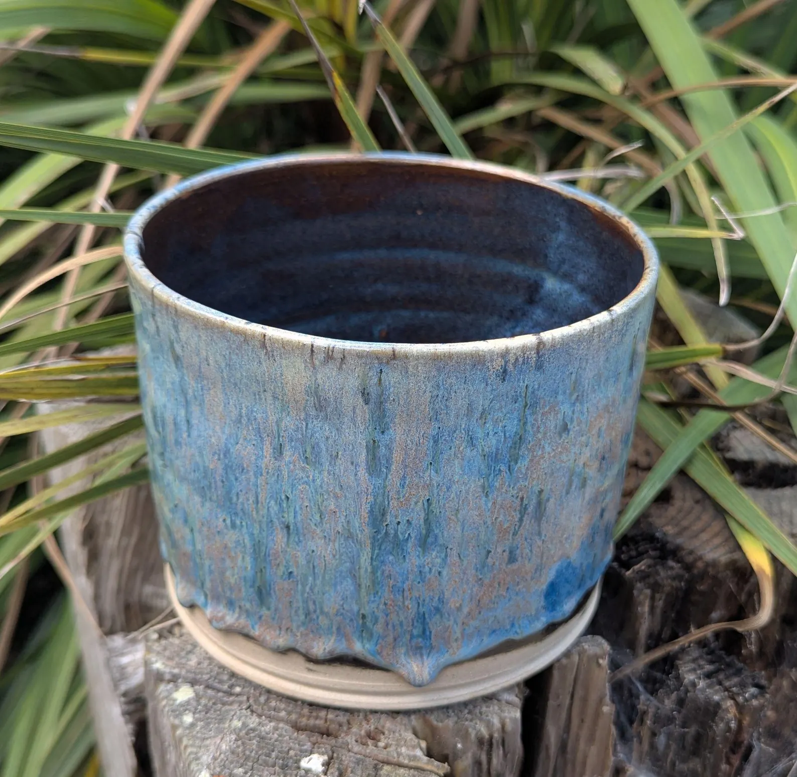 Blue and pink plant pot, blue ceramic plant pot, houseplant pot - Image 3