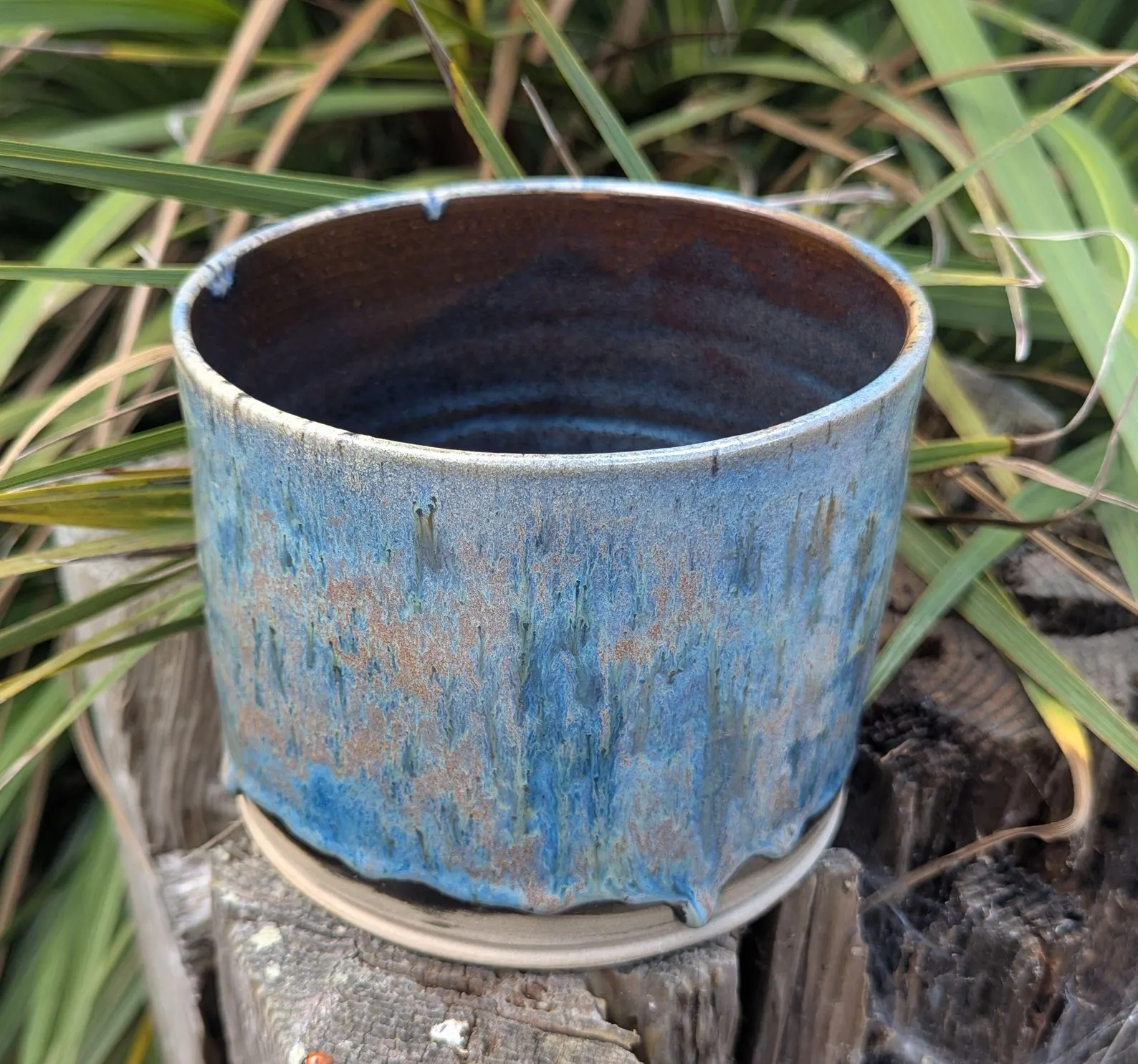 Blue and pink plant pot, blue ceramic plant pot, houseplant pot - Image 4