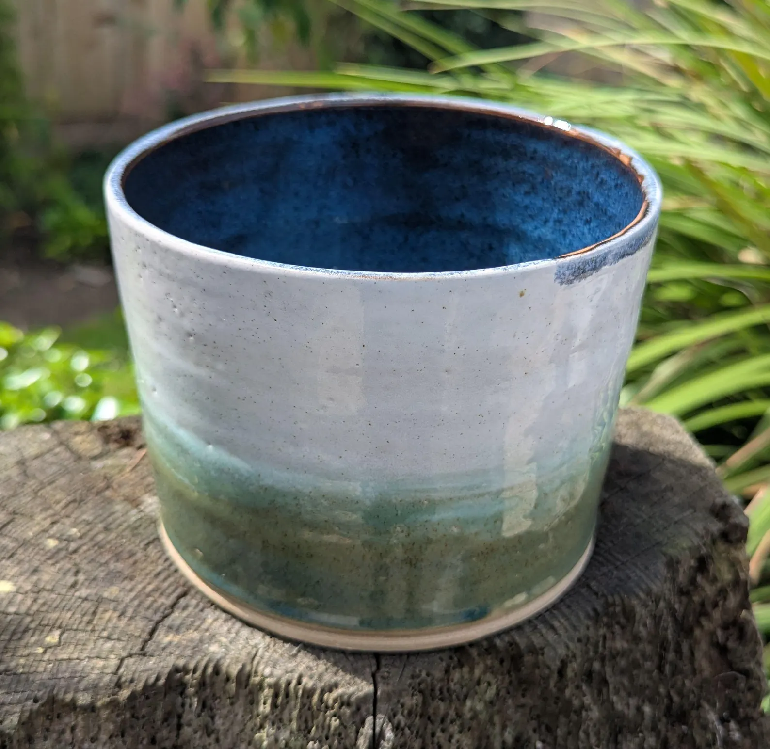 green and white plant pot, green ceramic plant pot, houseplant pot - Image 7