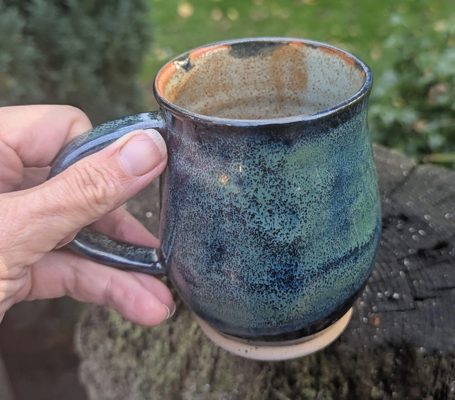 handmade mug, Green black: large ceramic mug, 12 fl oz - Image 5